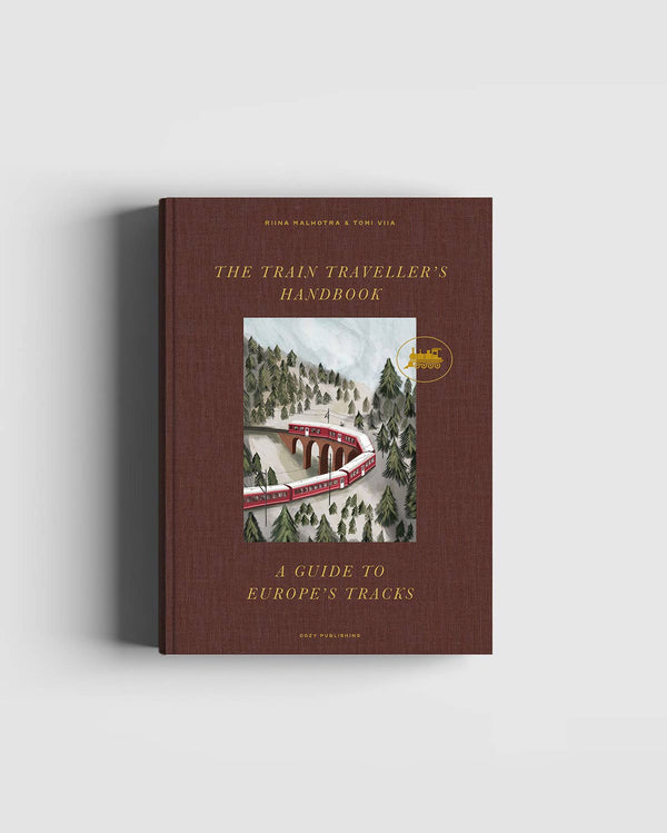 The Train Traveller's Handbook (Cozy Publishing) – front cover
