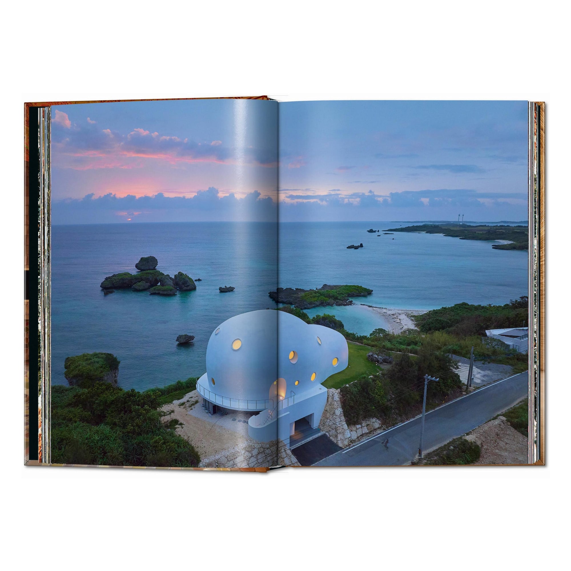 Homes For Our Time Vol. 3 – inside pages (1)
